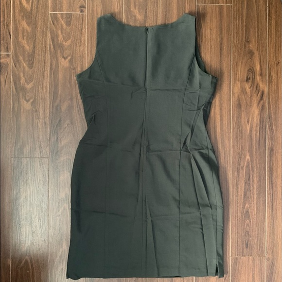 Dress - Picture 2 of 5